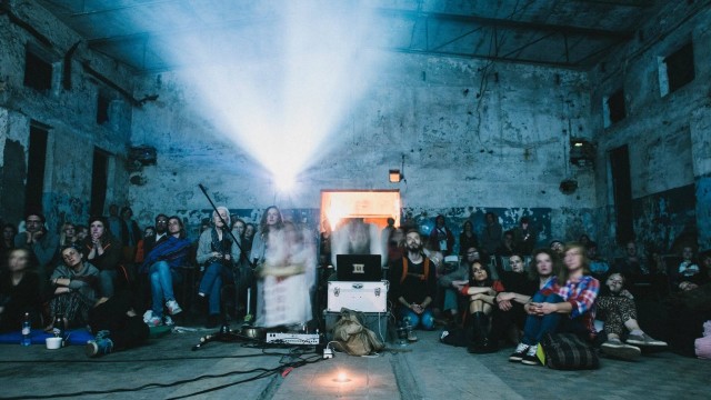 Thumbnail for LIVE IMAGES